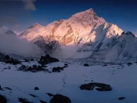 Mount Nuptse, Himalaya Mountains, Nepal - 1600x1.jpg (click to view)
