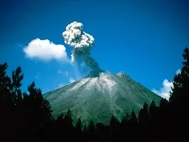 Arenal Erupting, Costa Rica - - ID 253.jpg (click to view)