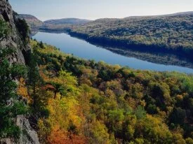 Lake of the Clouds, Porcupine Mountains, Michiga.jpg