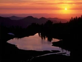 St. Andrews Lake at Sunset, Washington - 1600x12.jpg (click to view)