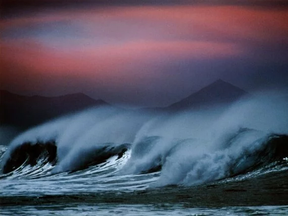Twilight Breaker - - ID 26837.jpg Twilight Breaker - - ID 26837.jpg (click to view)