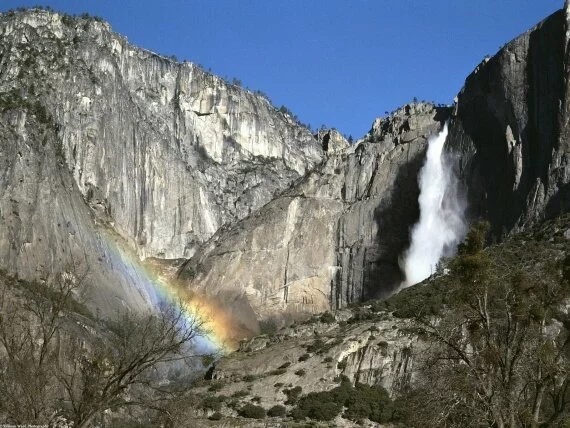 Upper Yosemite Falls Rainbow, Yosemite, Californ.jpg (click to view)