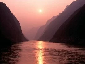 Wu Gorge of Yangtze River, China - - I.jpg