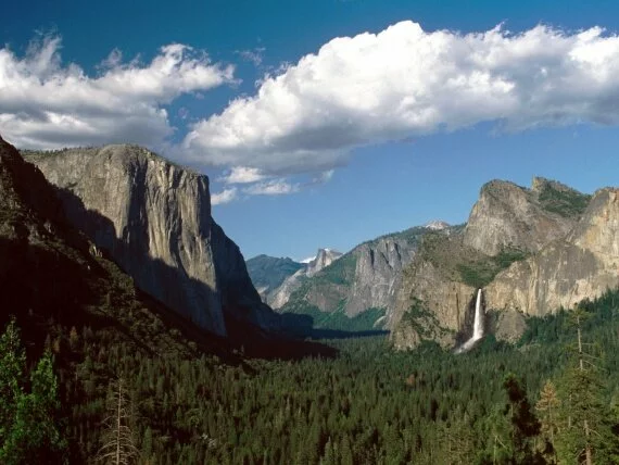 Yosemite Valley (click to view)